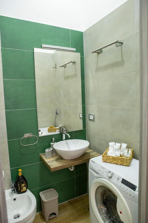 San Giovanniello House * Napels
